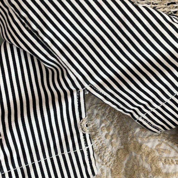 Striped Embroidered Jacket - Picture 5 of 11